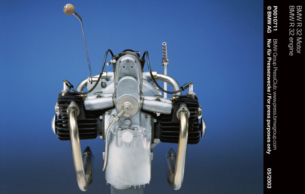 Motos BMW con motor de avión y coche MotorADN (15)