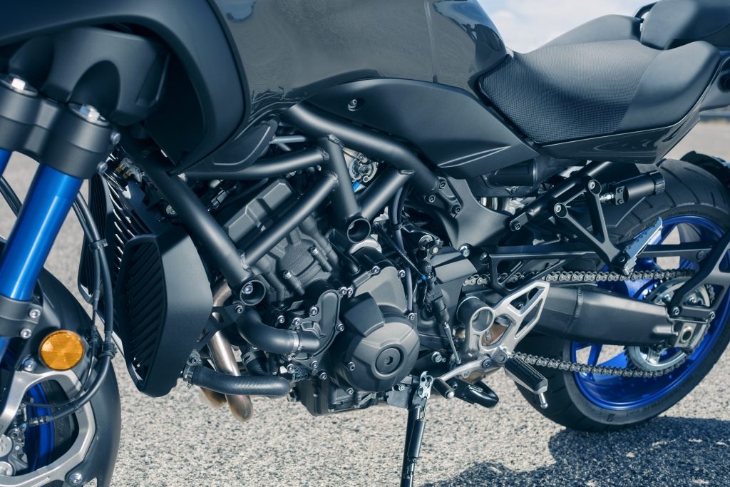 Yamaha Niken 2018 MotorADN (14)