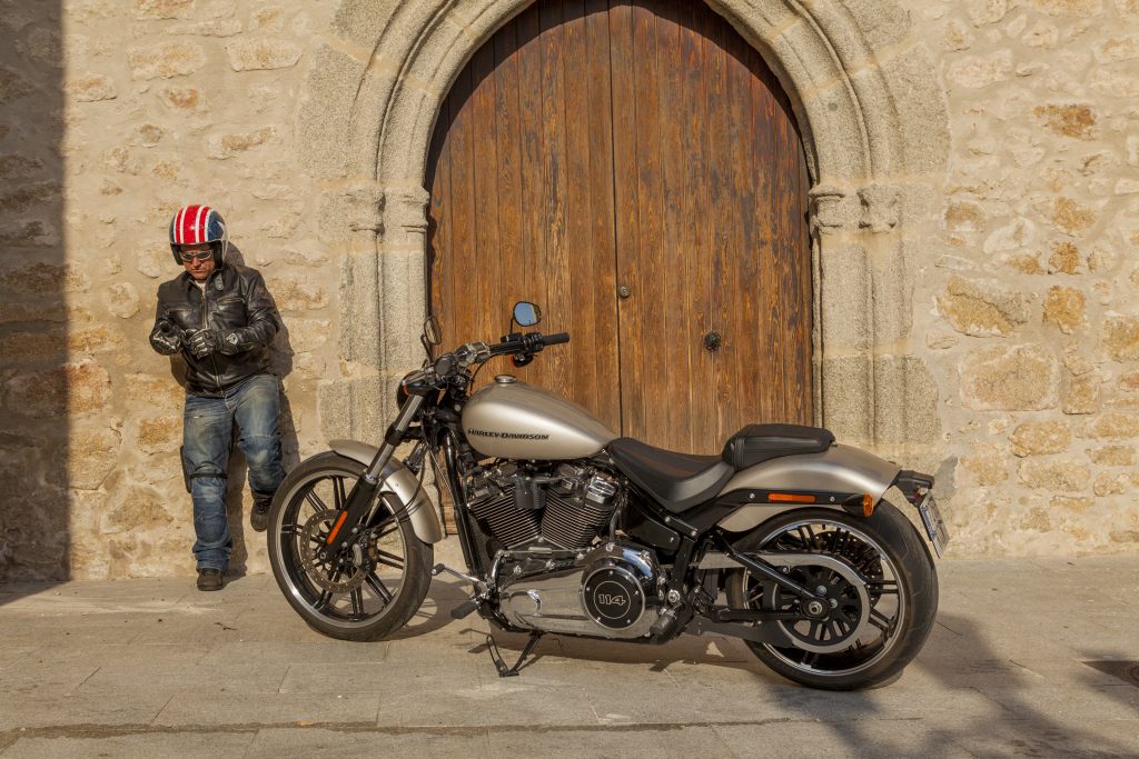 Prueba Harley Breakout 114 2018 MotorADN (53)