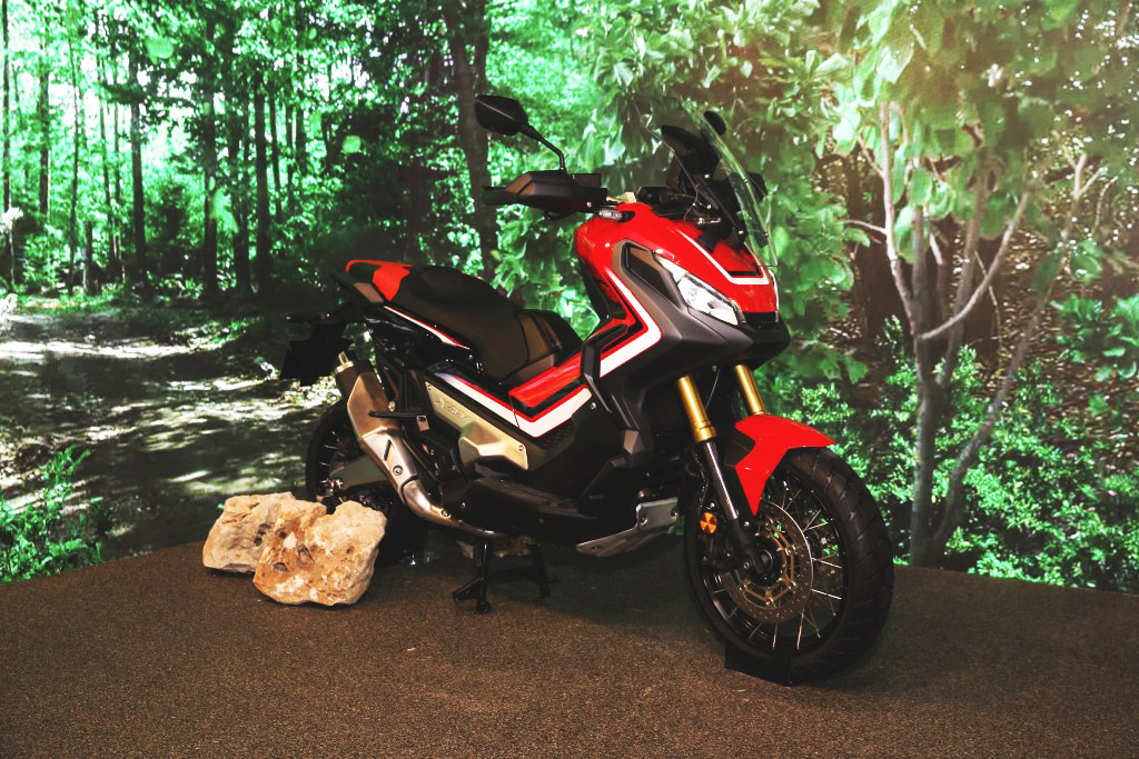 HONDA X-ADV 2017, la moto total ha llegado - motorADN.com