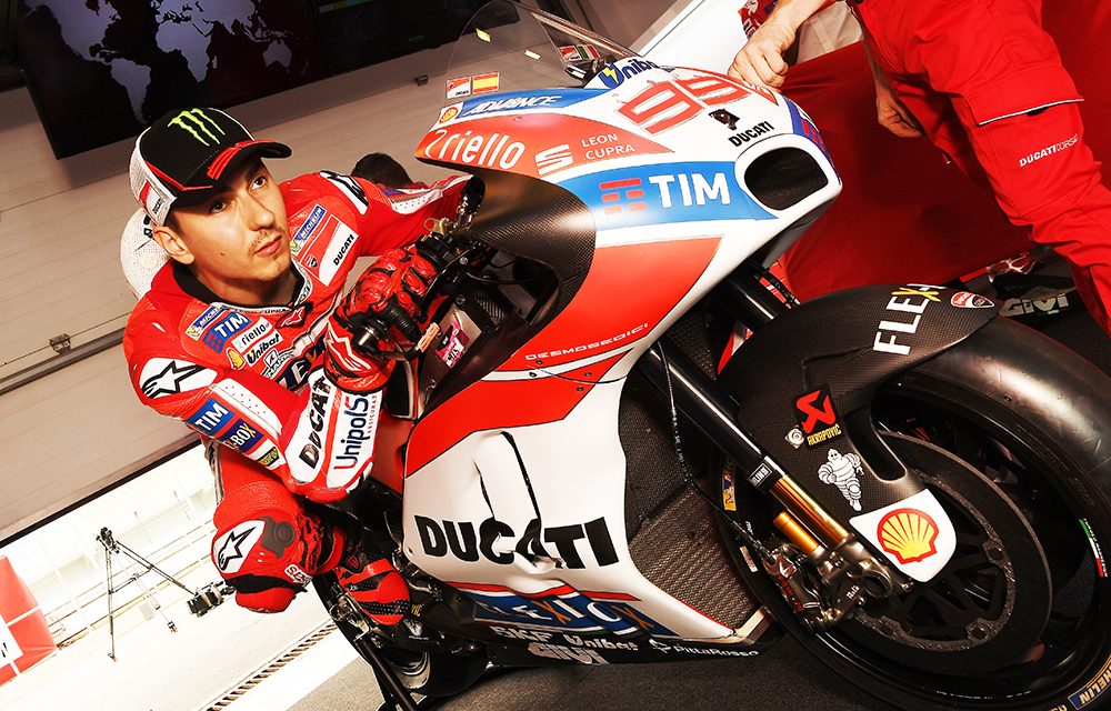 Lorenzo y Ducati, problemas de comodidad