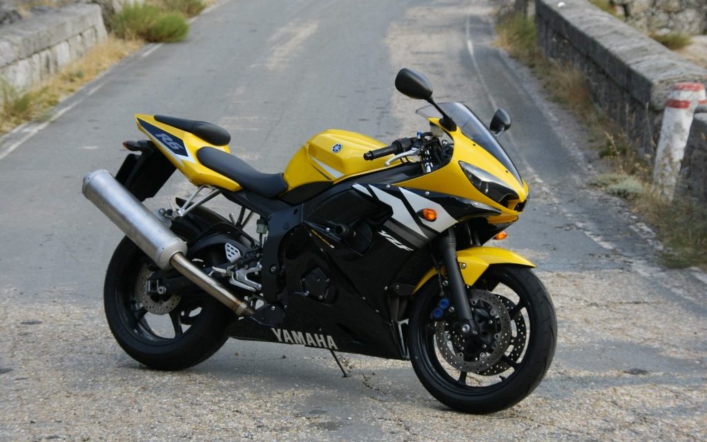 Motogp R6 2004 Ficha técnica Yamaha YZF R6 2003-2004 - motorADN.com
