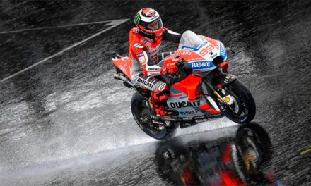 Fotos MotoGP Gran Bretaña 2018 lluvia MotorADN