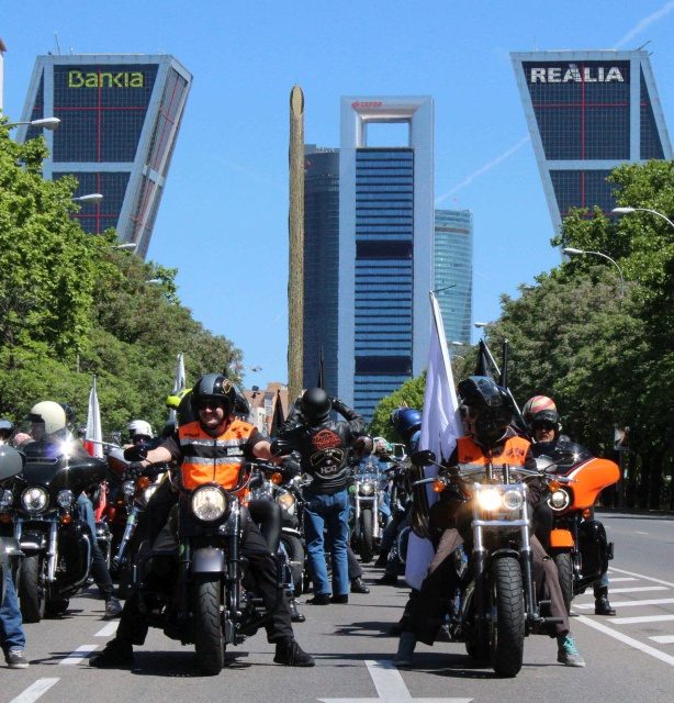﻿Concentración Harley Davidson KM0 2019: Más de 1.500 Harley invaden Madrid.