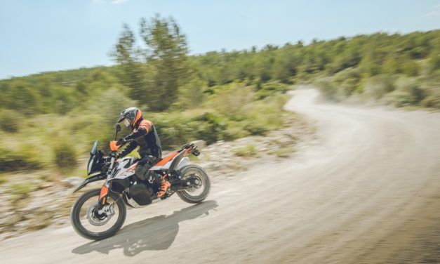 Fotos  KTM 790 Adventure +Adventure R 2019 Presentación MotorADN.com