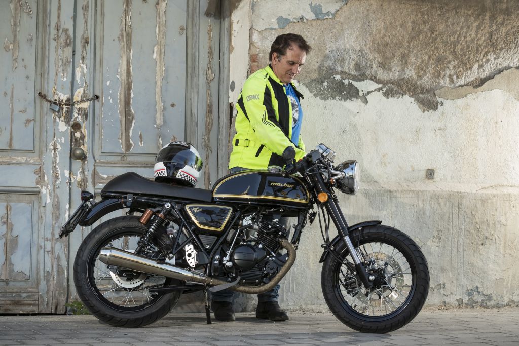 fotos-presentaci-n-macbor-johnny-be-good-125-2019-motoradn