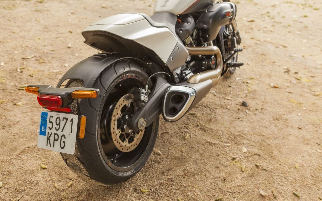 Fotos prueba Harley Davidson FXDR 114 MotorADN