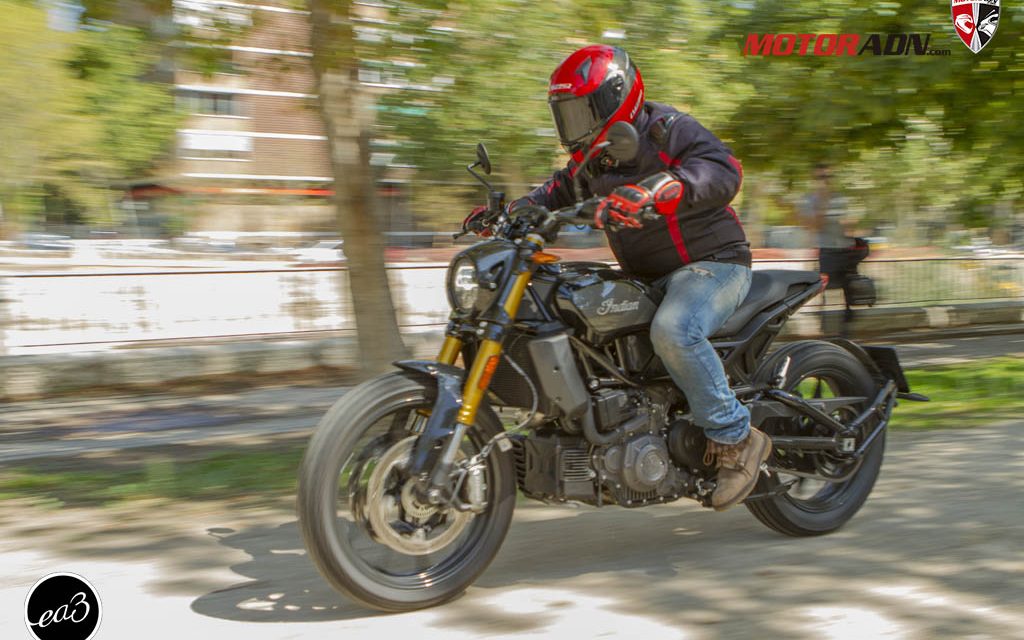 Fotos Indian FTR 1200 prueba MotorADN