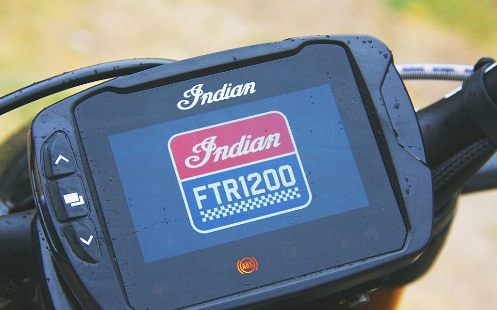 Fotos Indian FTR 1200 prueba MotorADN
