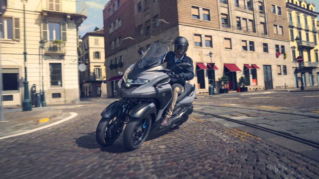 Fotos motos 2020. Yamahas 3 ruedas, Tricity 300 y MW Vision