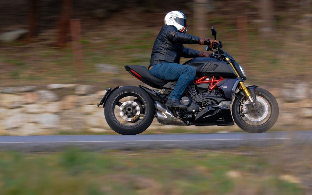 Fotos Ducati Diavel 1260 Prueba a fondo