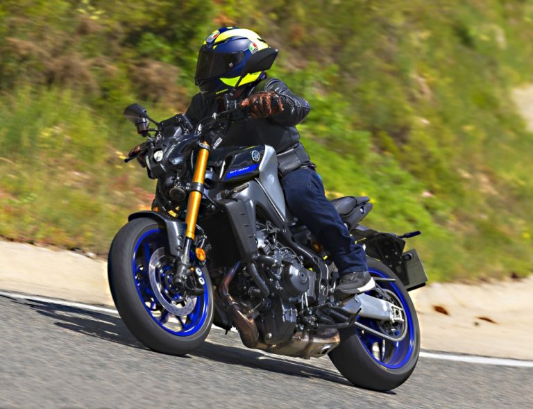PRUEBA YAMAHA MT09 35 KW A2 LA PRESENTACIÓN