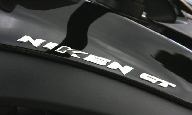 Fotos  Yamaha Niken GT 2023 prueba